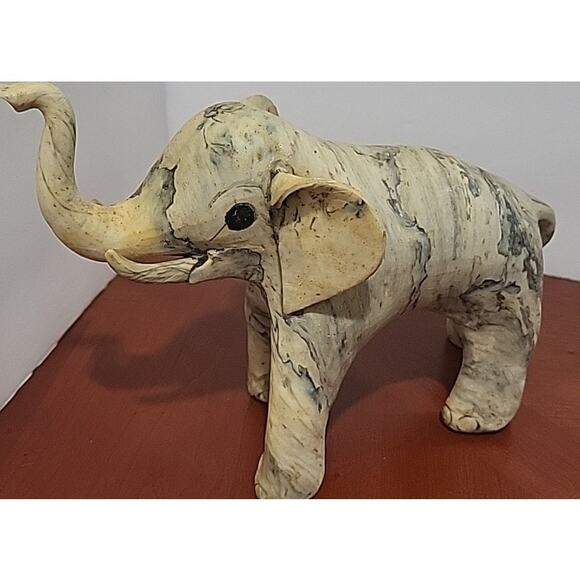 Elephant Figurine Crushed Oyster Shells Trunk Up Good luck Philippines - Picture 4 of 6
